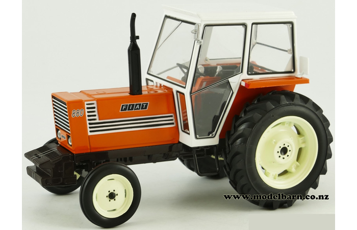 1/32 Fiat 880 2WD with Cab
