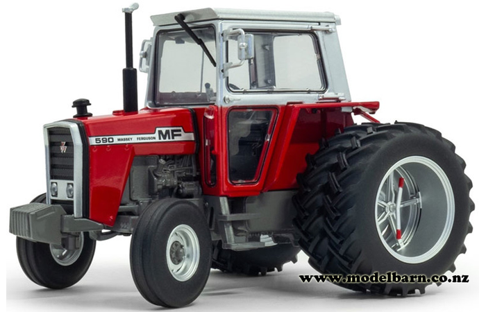 1/32 Massey Ferguson 590 2WD with Molcon Rear Duals