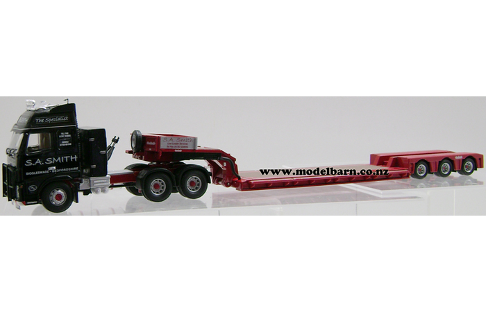 1/50 Volvo FH Prime Mover & 3-Axle Nooteboom Semi Low Loader "SA Smith"