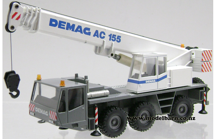1/50 Demag AC 155 Telescopic Crane
