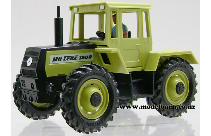 1/32 Mercedes-Benz Trac 1500 Britains