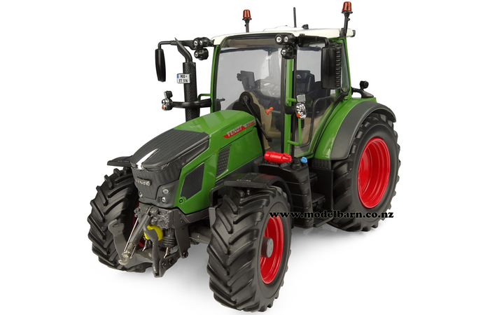1/32 Fendt 516 Vario