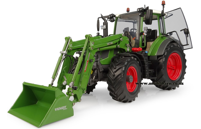 1/32 Fendt 515 Vario with Loader