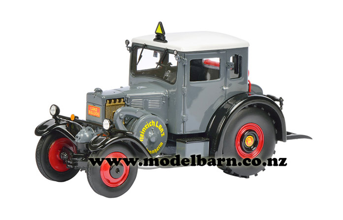 1/32 Lanz Eilbulldog with Cab (grey)