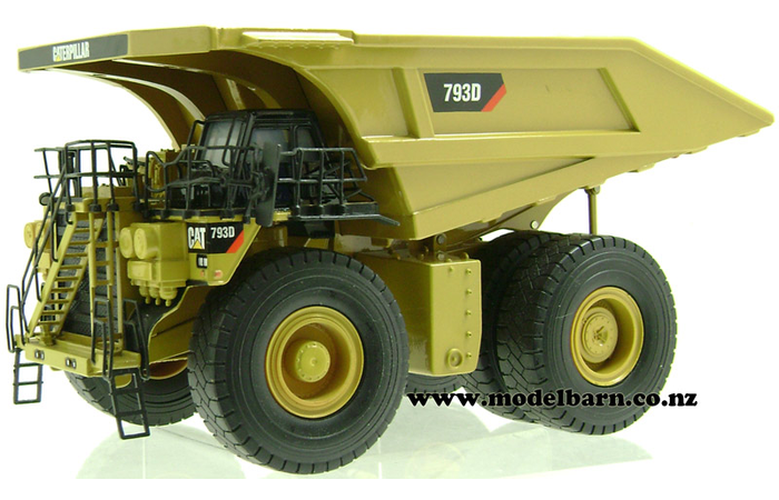 1/50 Caterpillar 793D Dump Truck (used)