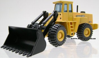 1/50 Volvo BM L160 Wheel Loader (unboxed)-volvo-Model Barn