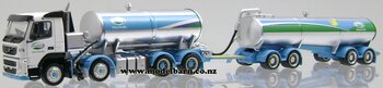 1/64 Volvo FM500 Milk Tanker & Trailer "Fonterra Dairy for Life" (used)-volvo-Model Barn