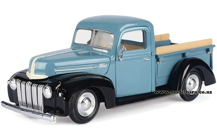 1/24 Ford Jailbar Pick-Up (blue & black)