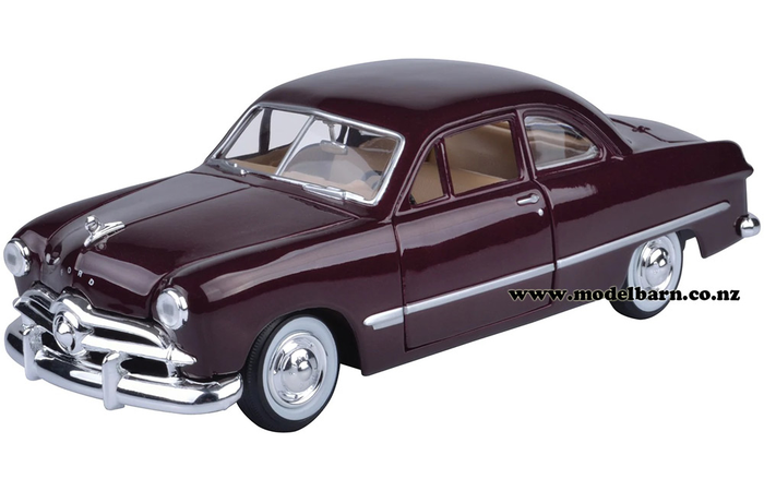 1/24 Ford Coupe (1949, purple)