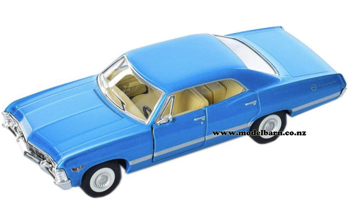 1/43 Chev Impala Sedan (1967, blue)