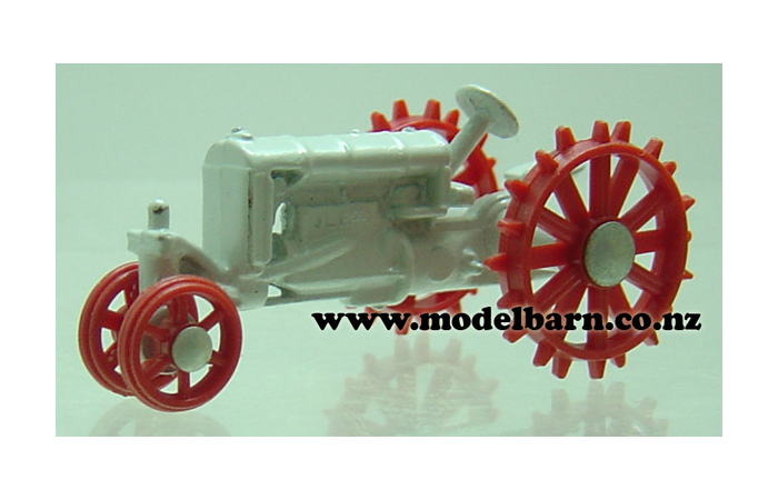 1/64 Fordson Rowcrop on steel (metal, unboxed)