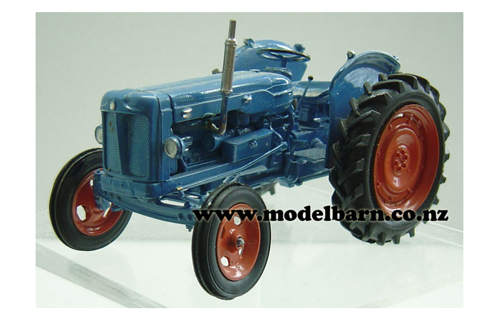 1/32 Fordson Power Major (1959) Assembled Kitset