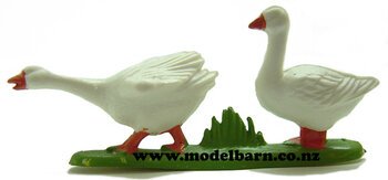 1/32 Geese (2, white)-animals-and-figurines-Model Barn