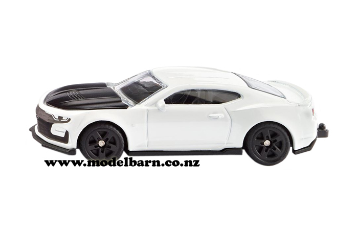 Chev Camaro (white & black, 86mm)