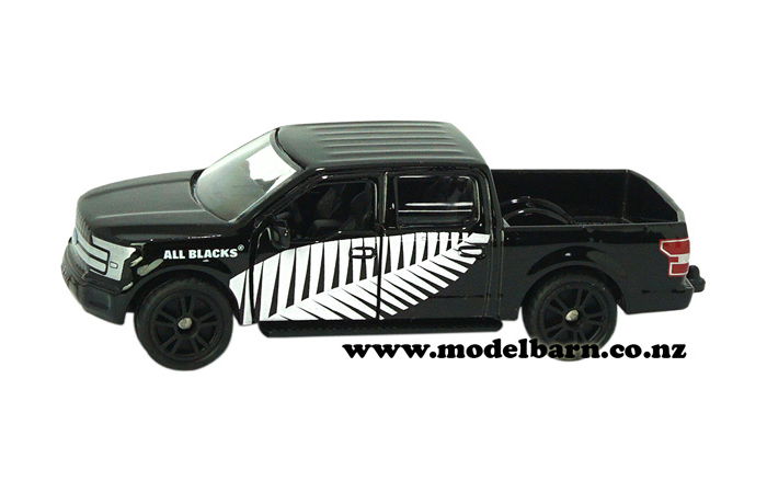 All Blacks Ford F-150 Double Cab Pick-Up (89mm)