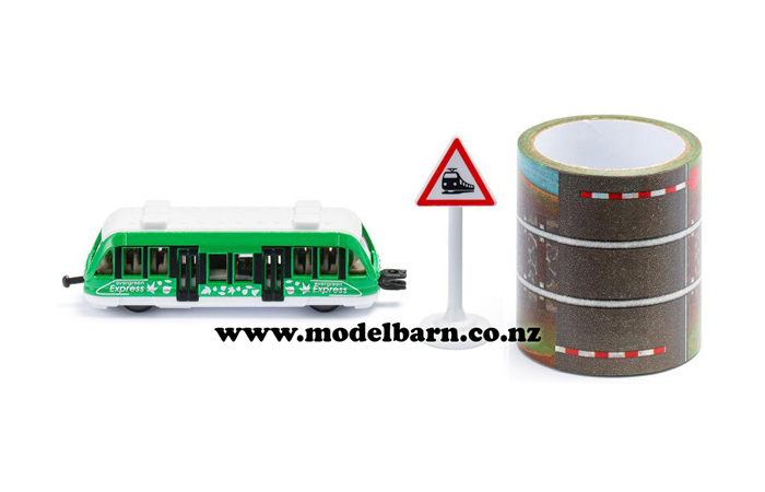 City Train (green, 87mm) with 5 Metre Track Set