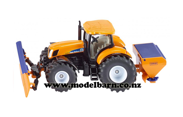 1/50 NH T7070 with Salt Spreader & Front Blade