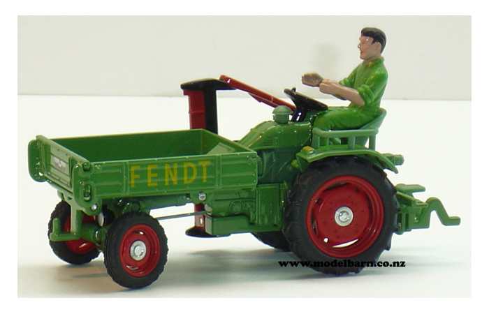 1/32 Fendt Tool-Carrier