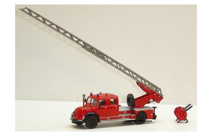 1/50 Magirus Aerial Ladder Fire Truck
