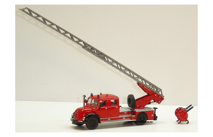 1/50 Magirus Aerial Ladder Fire Truck