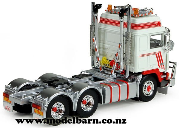 Conrad Volvo F12 + Remorque Pulvé – 1/50 – Camion Miniature Métal – Occasion