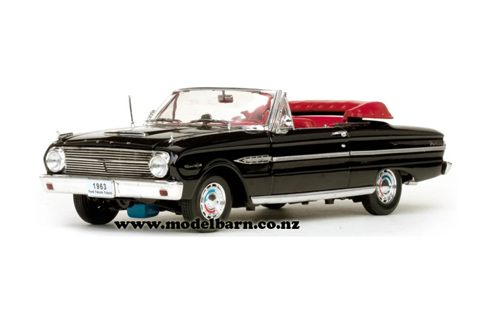 1/18 Ford Falcon Convertible (1963, Raven Black)