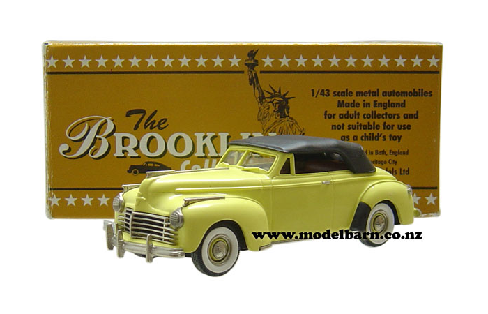 1/43 Chrysler New Yorker Convertible (1941, yellow & black)