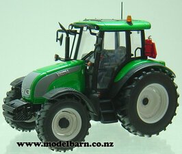 1/32 Valtra C120 (green)-valtra,-valmet,-volvo-Model Barn