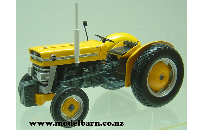 1/16 Massey Ferguson 135 Diesel (yellow)