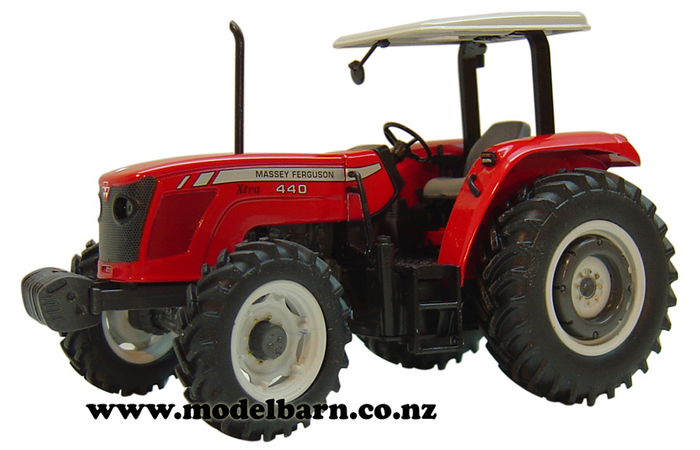 1/32 Massey Ferguson 440 Xtra with ROPS