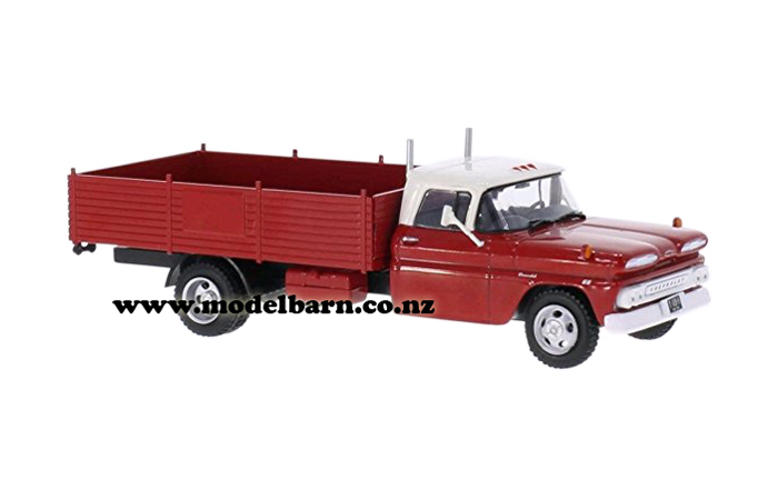 1/43 Chev C30 Truck (1961, red & white)