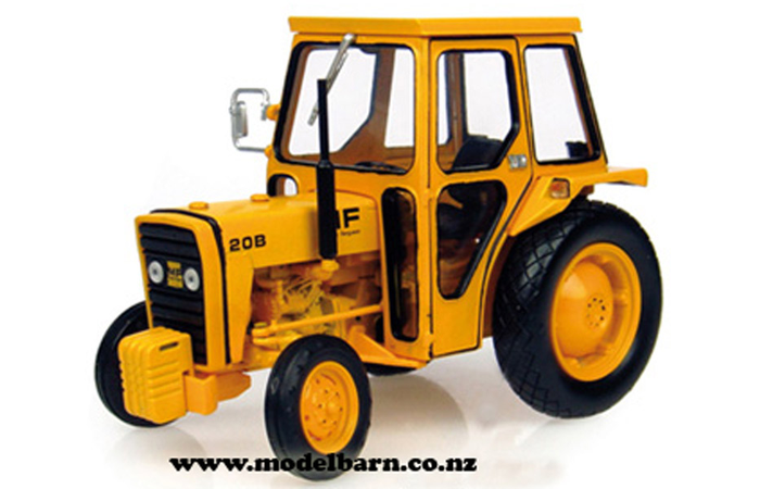 1/32 Massey Ferguson 20B Industrial with Cab (yellow)