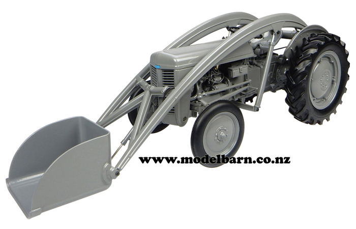 1/16 Ferguson TEA-20 with High Lift Loader (1947)