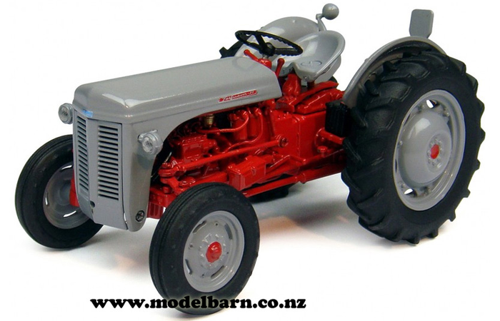 1/32 Ferguson FF 30 DS (1957)