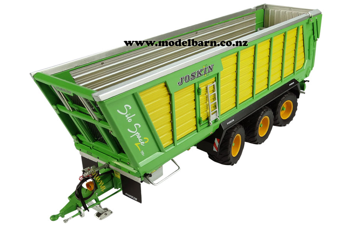 1/32 Joskin Silo Space 2 590T Silage Trailer