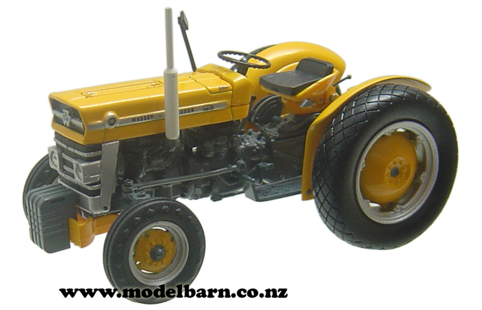 1/32 Massey Ferguson 135 Industrial (yellow)