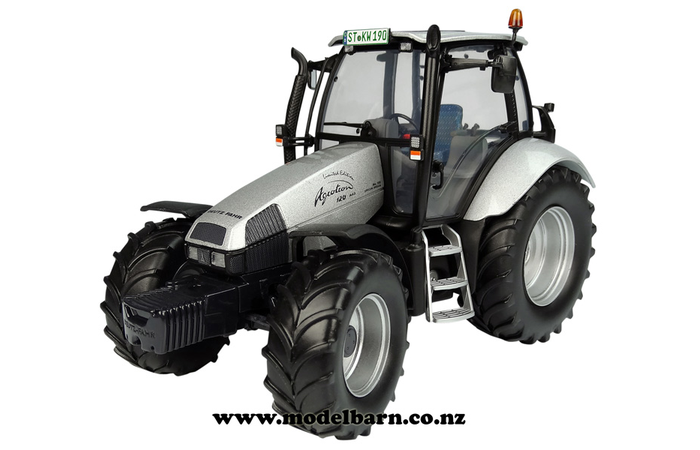 1/32 Deutz-Fahr Agrotron 120 MK3 (Metallic Silver)