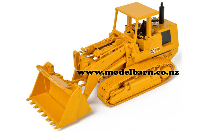 1/48 CAT 973 Track Loader with ROPS & Mult-Purpose Bucket