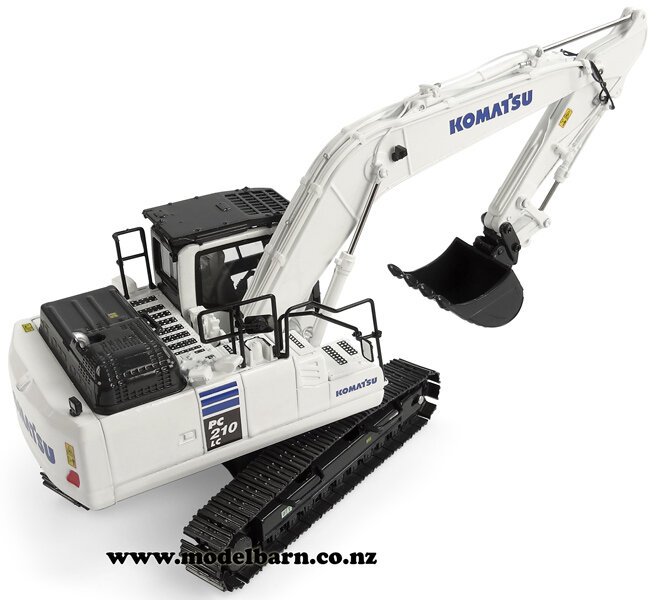 セール中!!KOMATSU PC210LC-11 1/50スケール KOMATSU PC210LC-11 EXC - CTP Store