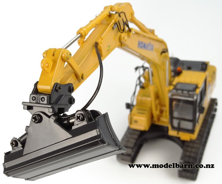 1/50 Komatsu PC210LCi-11 IMC 2.0 Excavator - New Arrivals