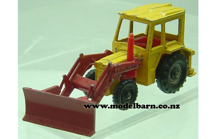 Massey Ferguson Tractor with Loader & Blade (70mm, unboxed)