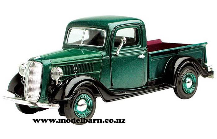 1/24 Ford Pick-Up (1937, green & black)