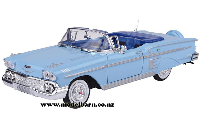 1/24 Chev Impala Convertible (1958, blue)