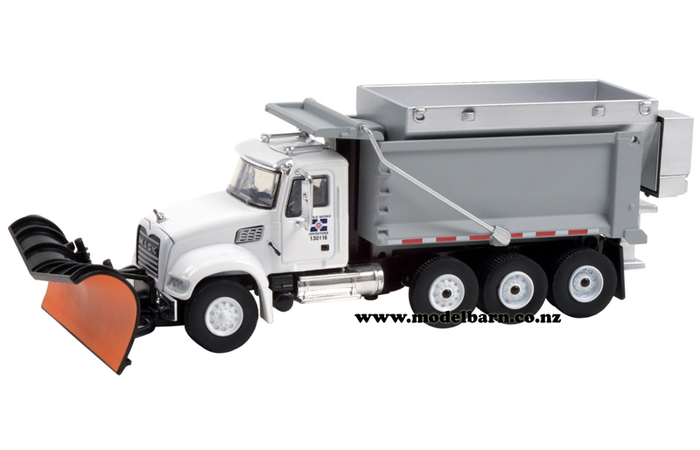 1/64 Mack Granite Tip Truck with Snow Plough (2019, white & grey)