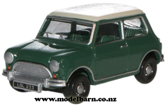 1/76 Austin Mini (Almond Green & Old English White)