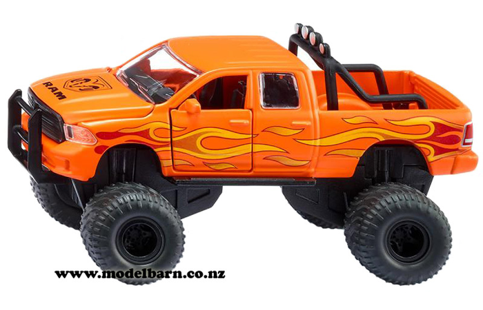 1/50 RAM 1500 Pick-Up with Balloon Tyres