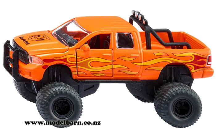 1/50 RAM 1500 Pick-Up with Balloon Tyres