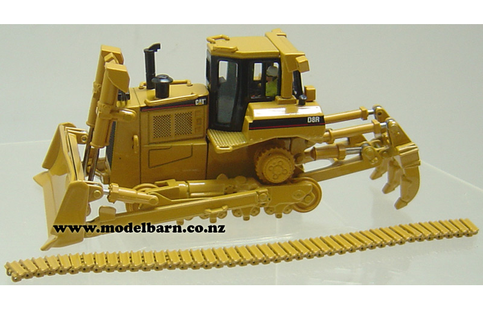 Amazon.com: Diecast Masters Caterpillar D8R Track-Type