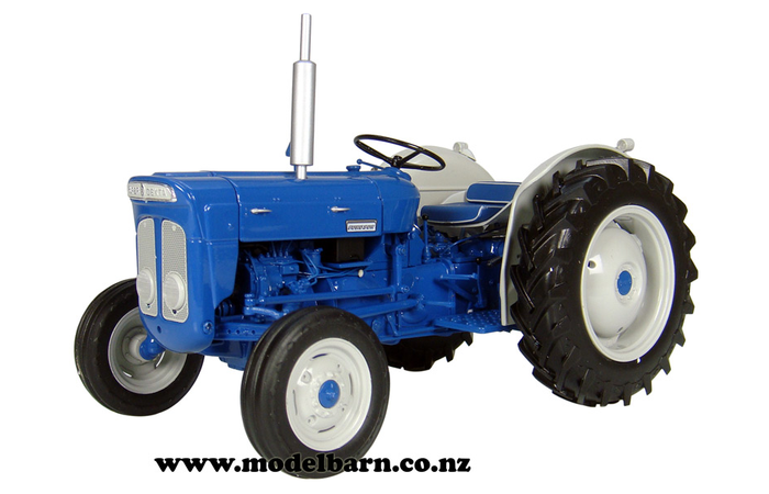 1/16 Fordson Super Dexta "New Performance" (1963)