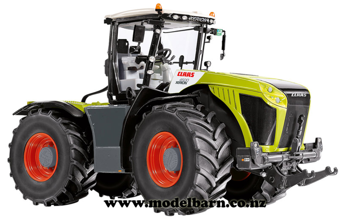 1/32 Claas Xerion 4500